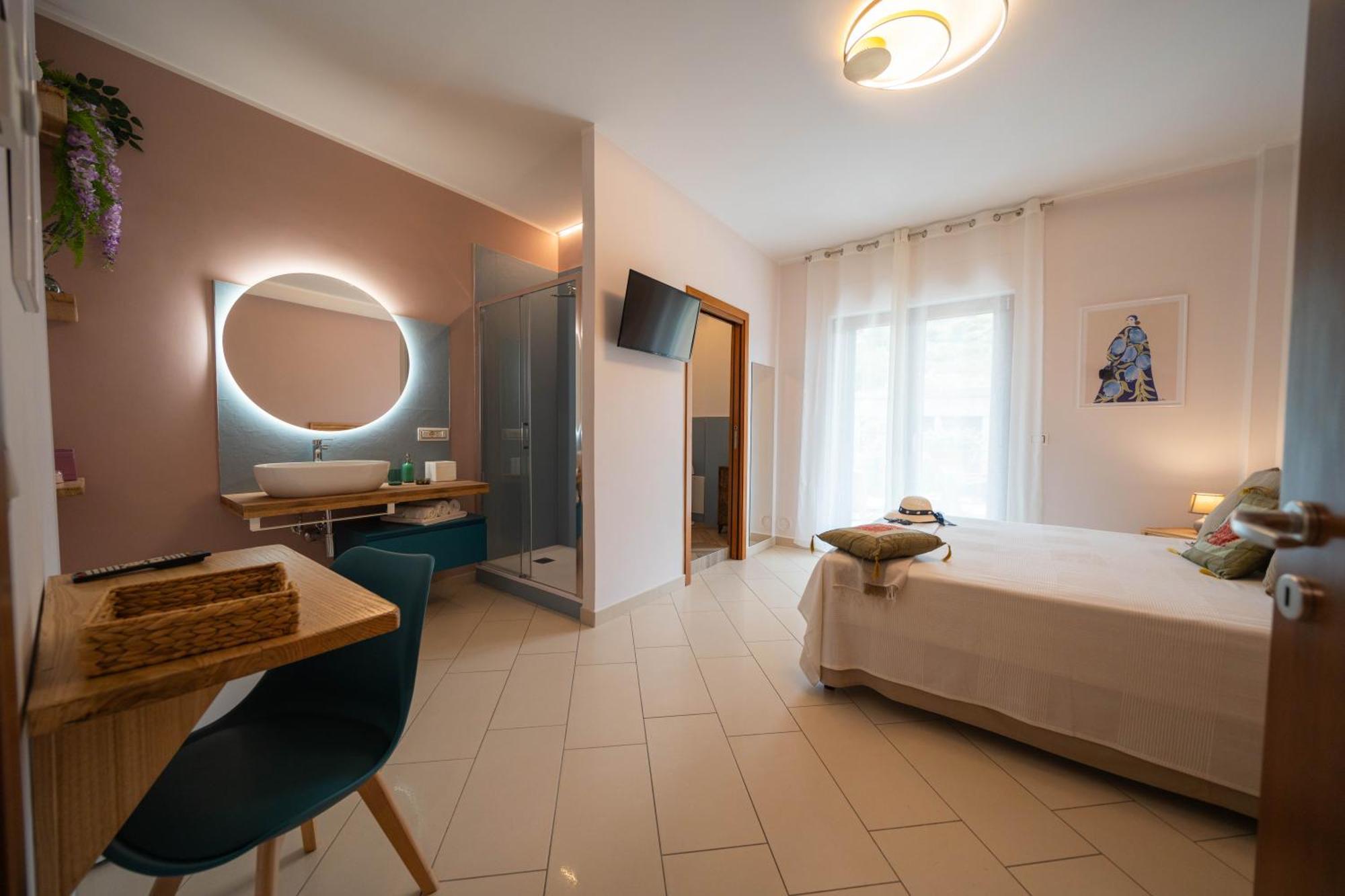 Noi 2 Nel Cilento Hotel อากรอโปลี ภายนอก รูปภาพ